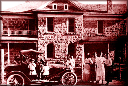 Lemuel H. Redd Family Home in Bluff, Utah