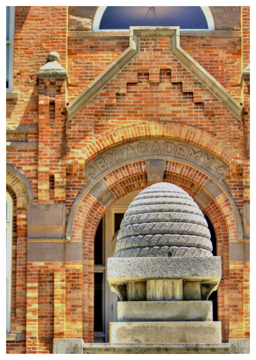 Beehive & Entrance, Brigham Young Academy 2003