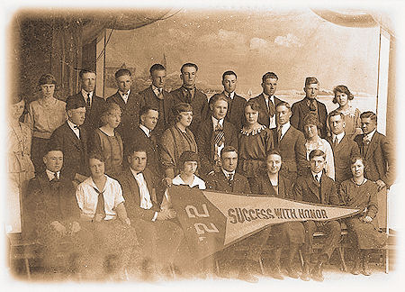Murdock Academy Class of 1922