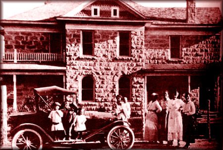 Lemuel H. Redd Family Home in Bluff, Utah